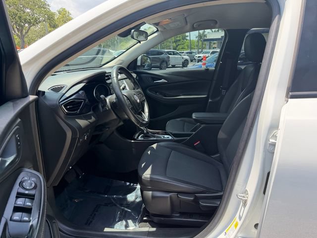 Used 2023 Buick Encore GX Preferred FWD image 11