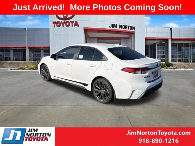 Used 2026 Toyota Corolla SE FWD image 6