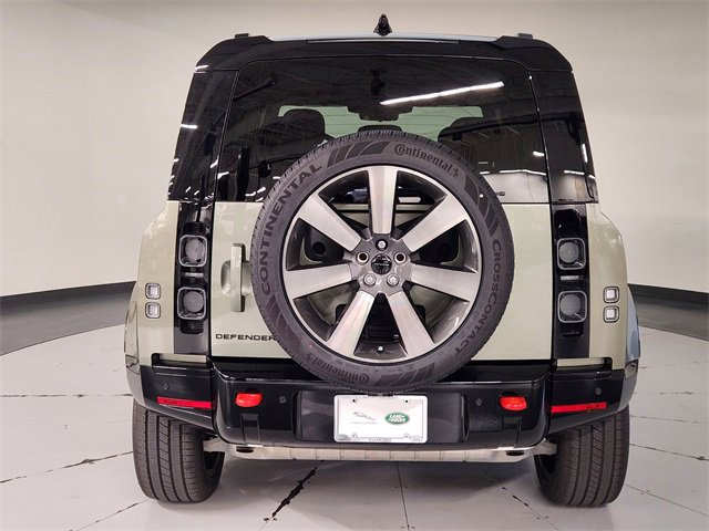 Used 2025 Land Rover Defender 110 X image 10