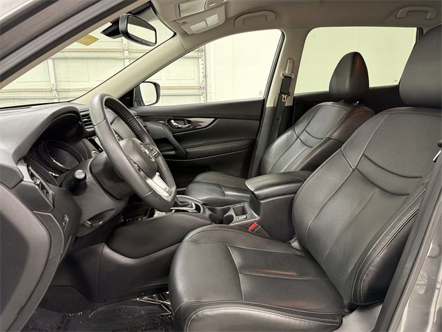 Used 2020 Nissan Rogue SL image 21