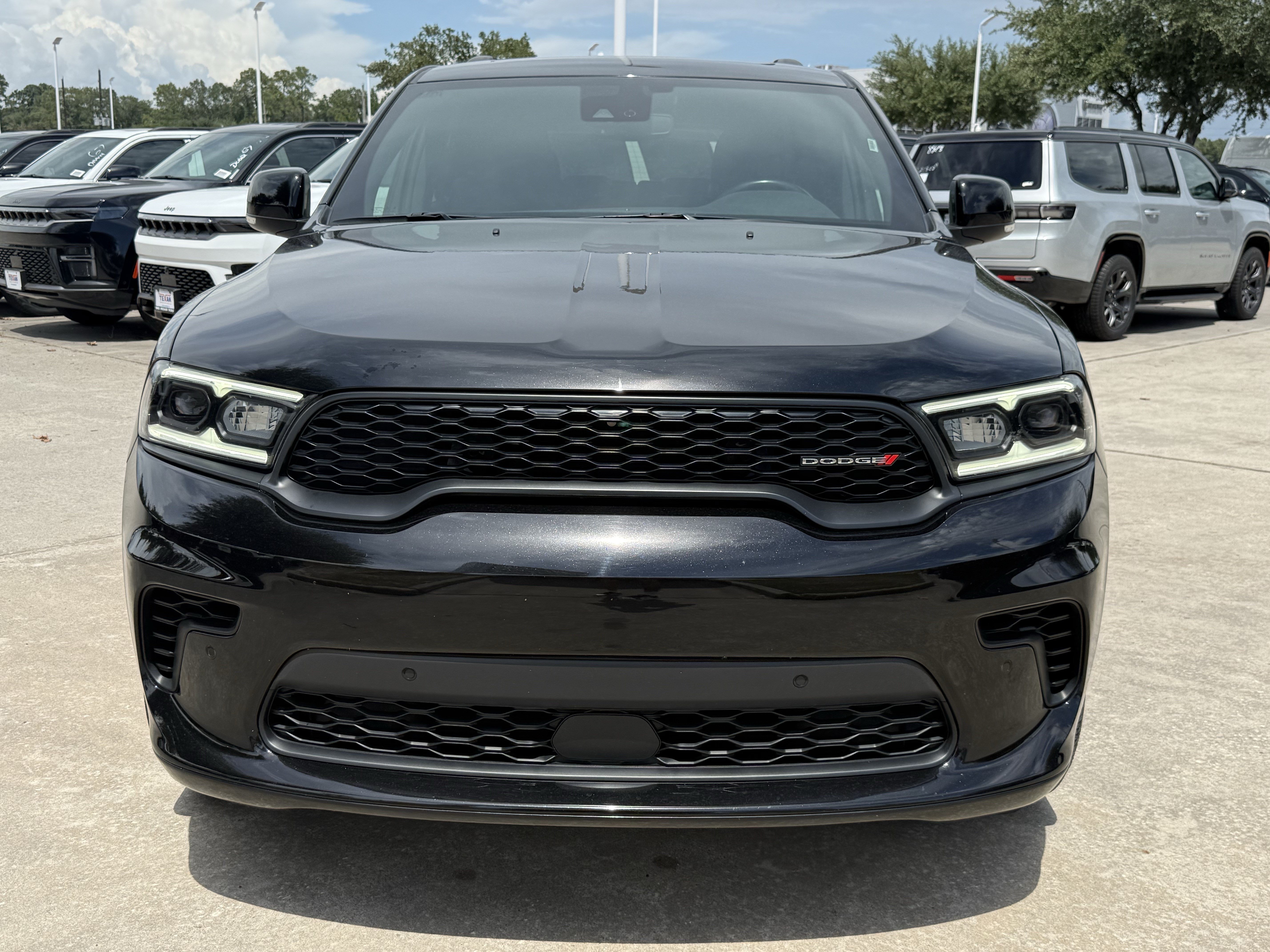 Used 2025 Dodge Durango GT AWD/4WD image 11