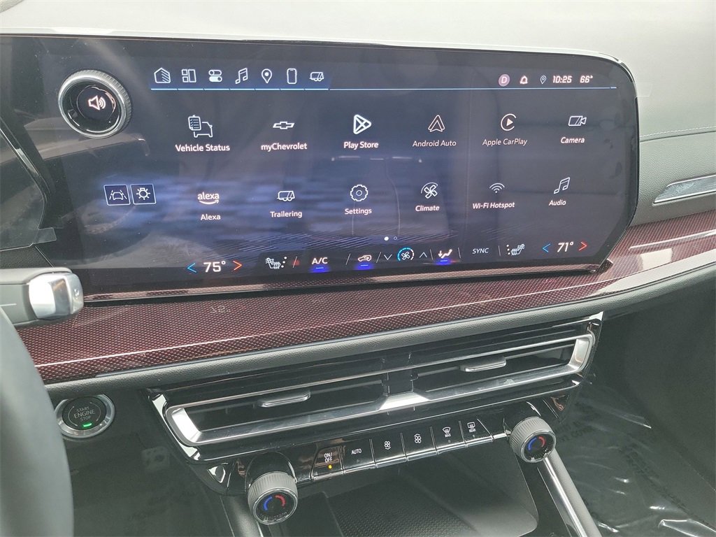 Certified 2025 Chevrolet Traverse Z71 w/ LPO, Cargo Package image 13