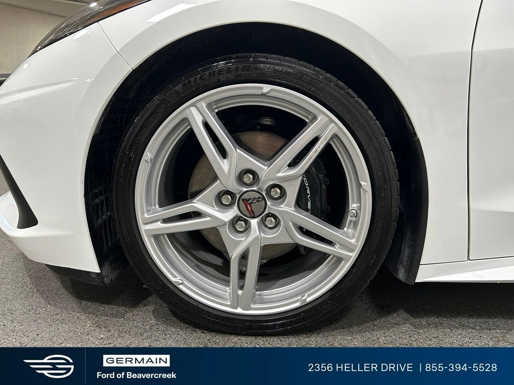 Used 2021 Chevrolet Corvette Stingray Coupe w/ 1LT RWD image 12