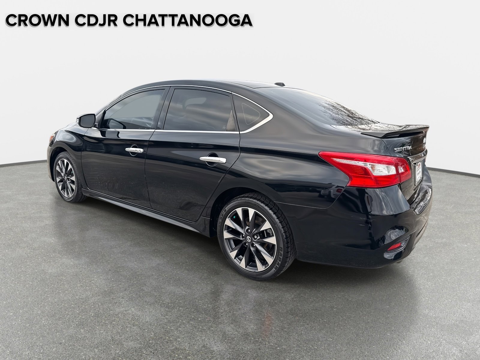 Used 2018 Nissan Sentra SR image 6