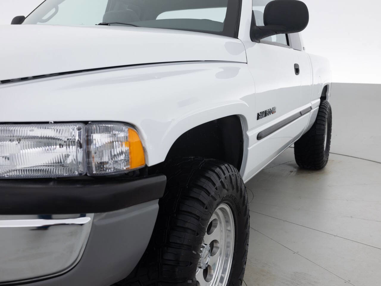 Used 2000 Dodge Ram 1500 Truck 2WD Quad Cab image 12