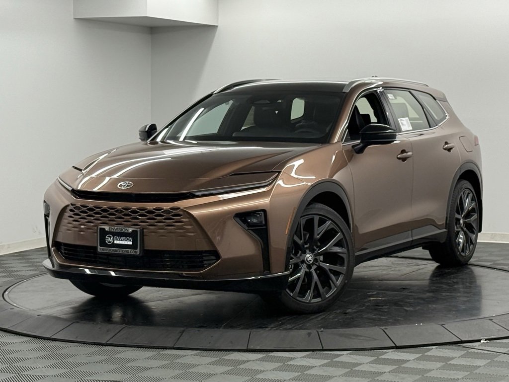 New 2026 Toyota Crown Signia Limited image 2