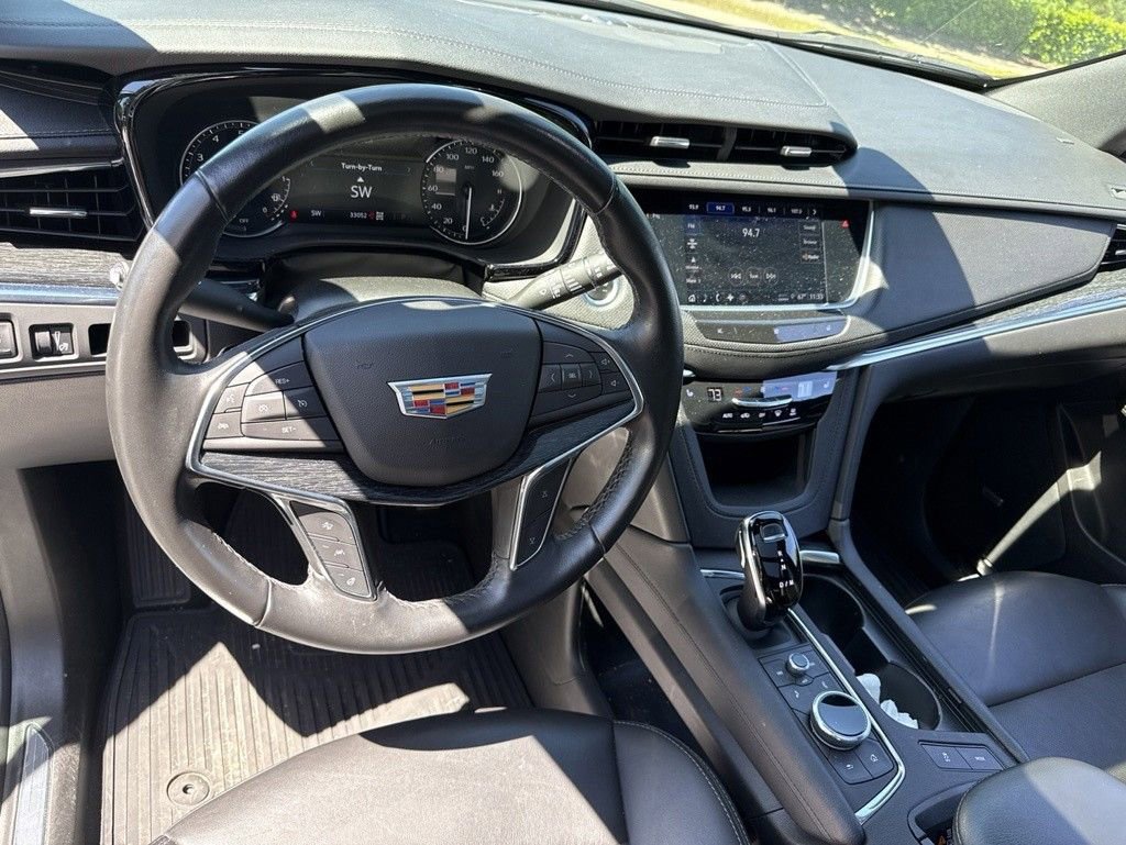 Used 2021 Cadillac XT5 Premium Luxury AWD/4WD image 8