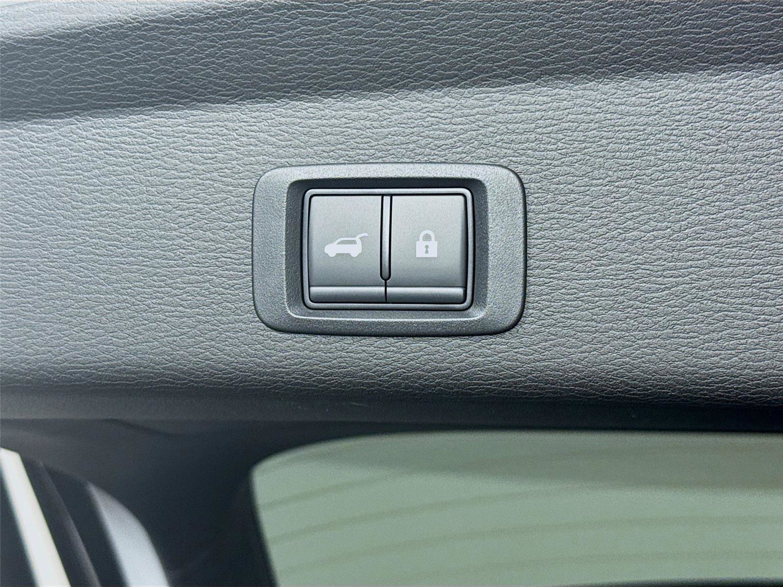 New 2026 Mitsubishi Outlander SE image 20