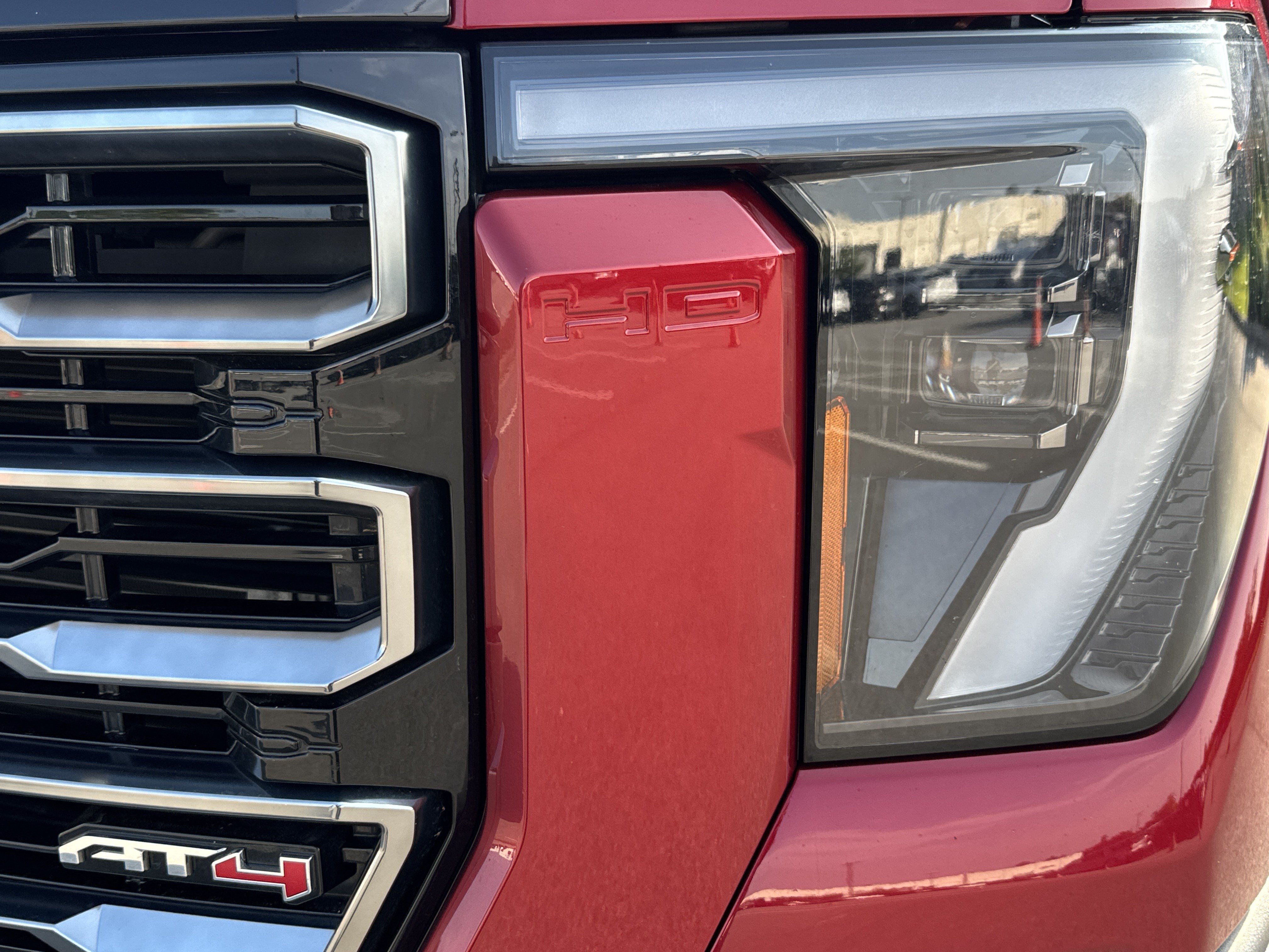 Used 2024 GMC Sierra 2500 AT4 w/ AT4 Premium Plus Package AWD/4WD image 6