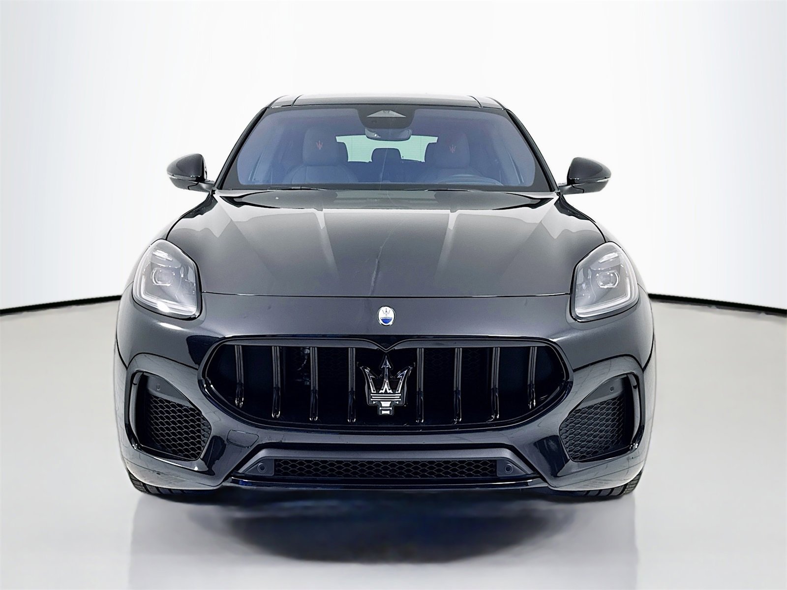 New 2026 Maserati Grecale Modena image 3