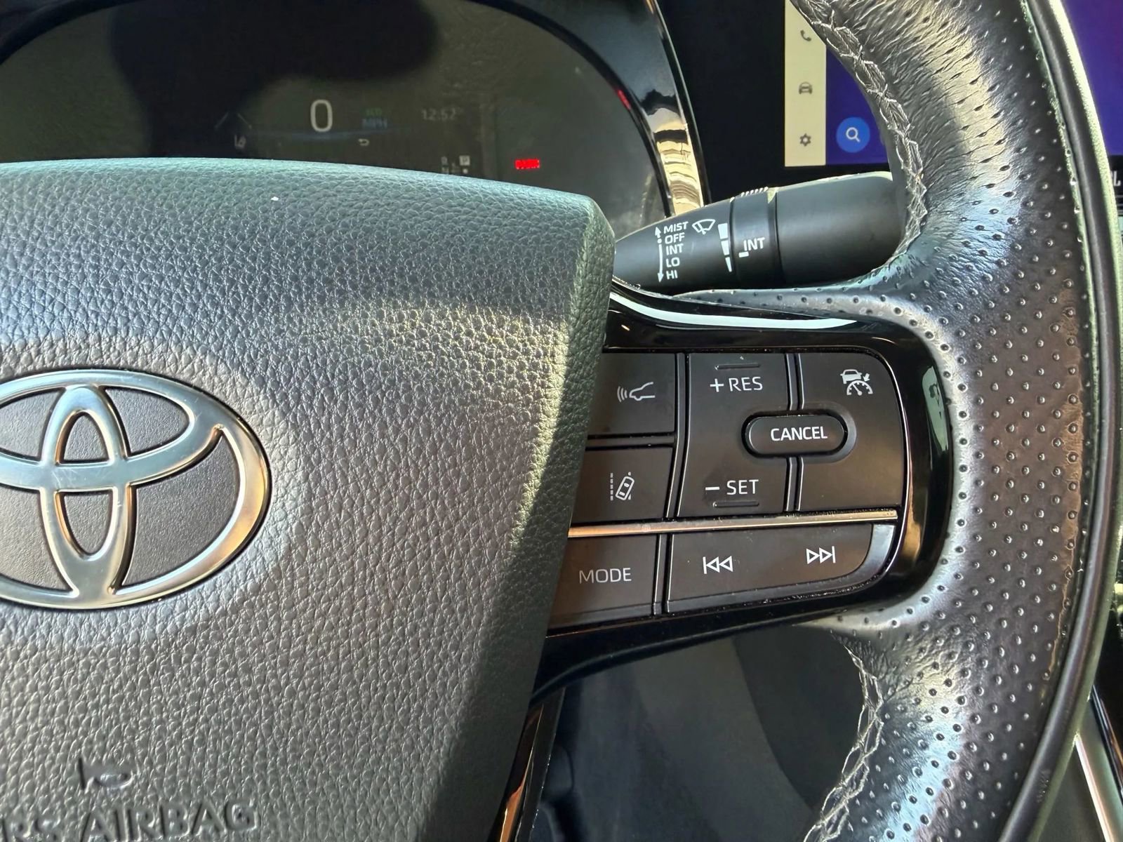 Used 2023 Toyota Mirai RWD image 14