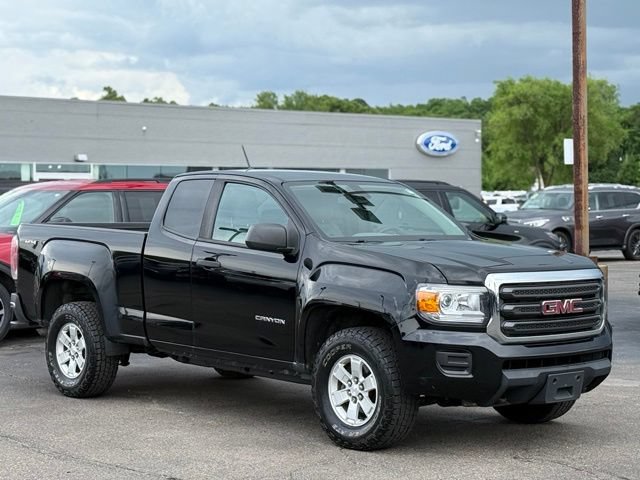 Used 2017 GMC Canyon 4x4 Extended Cab w/ Trailering Package image 30