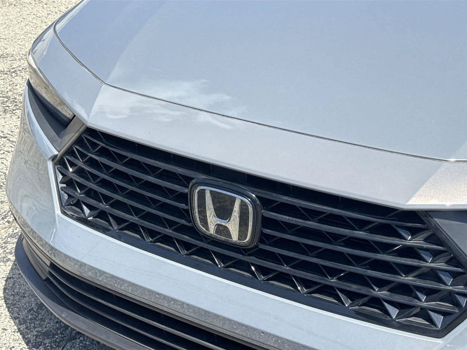 Used 2025 Honda Accord Sport image 10