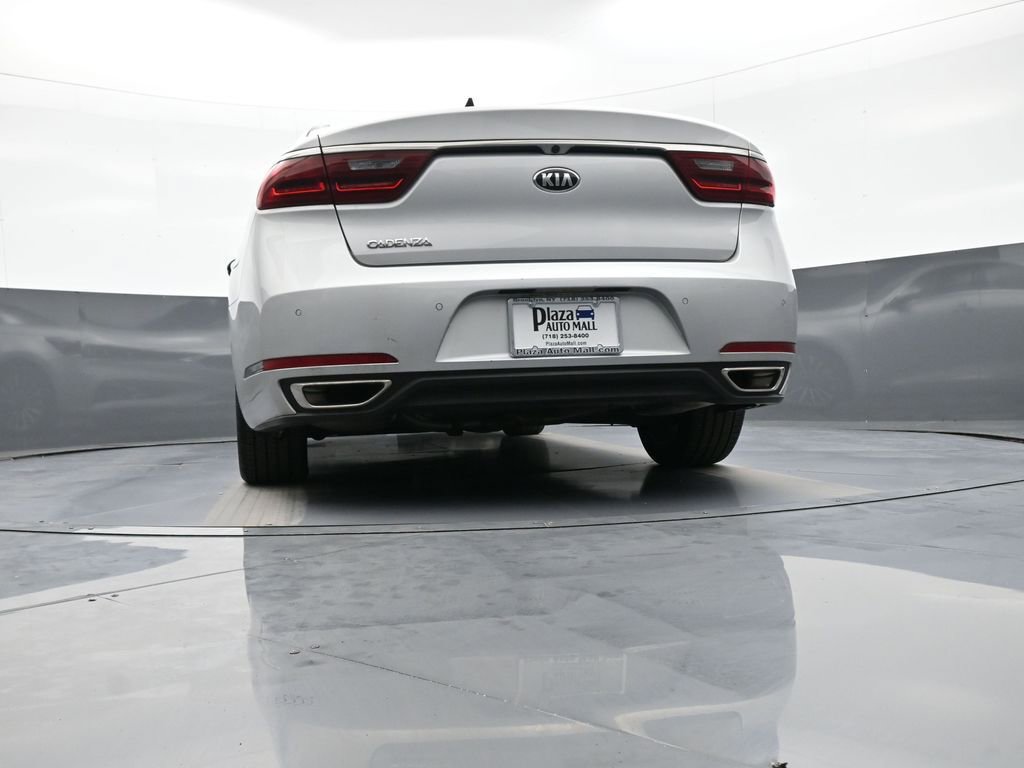 Certified 2017 Kia Cadenza Technology FWD image 30