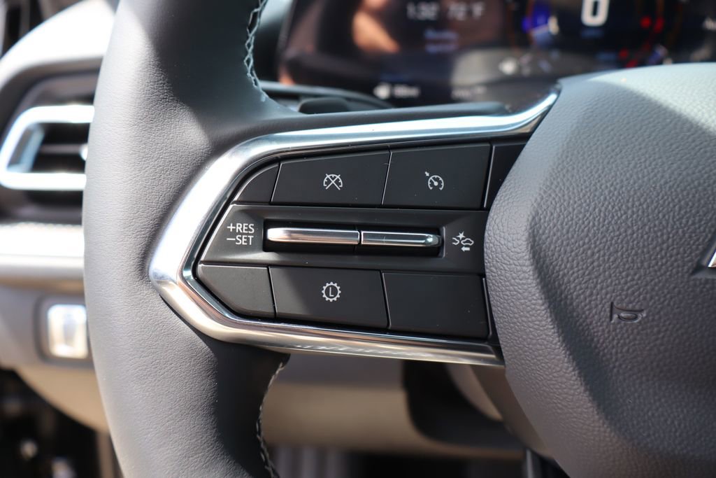 New 2026 Chevrolet Traverse LT AWD/4WD image 17