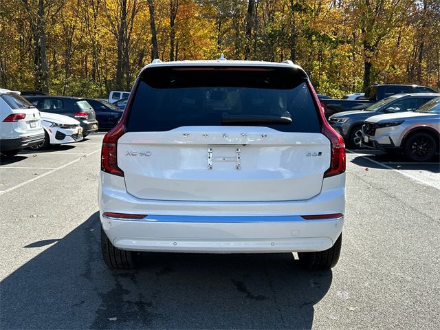 New 2026 Volvo XC90 B6 Ultra image 3