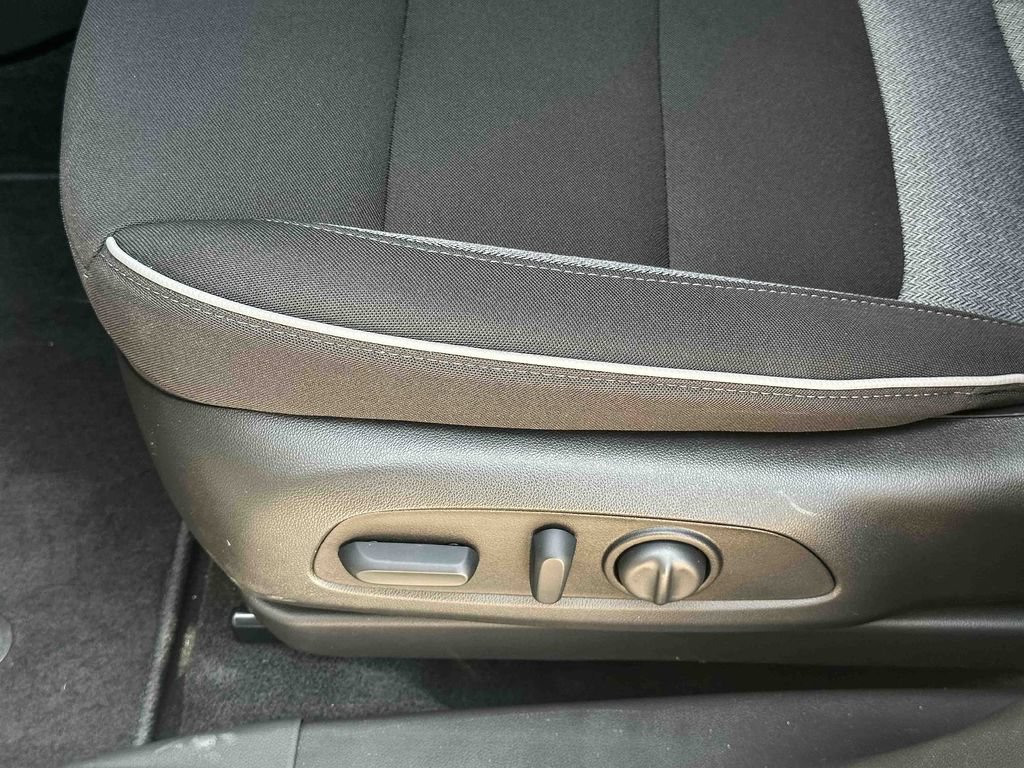 Used 2026 Chevrolet TrailBlazer LT w/ Convenience Package FWD image 15