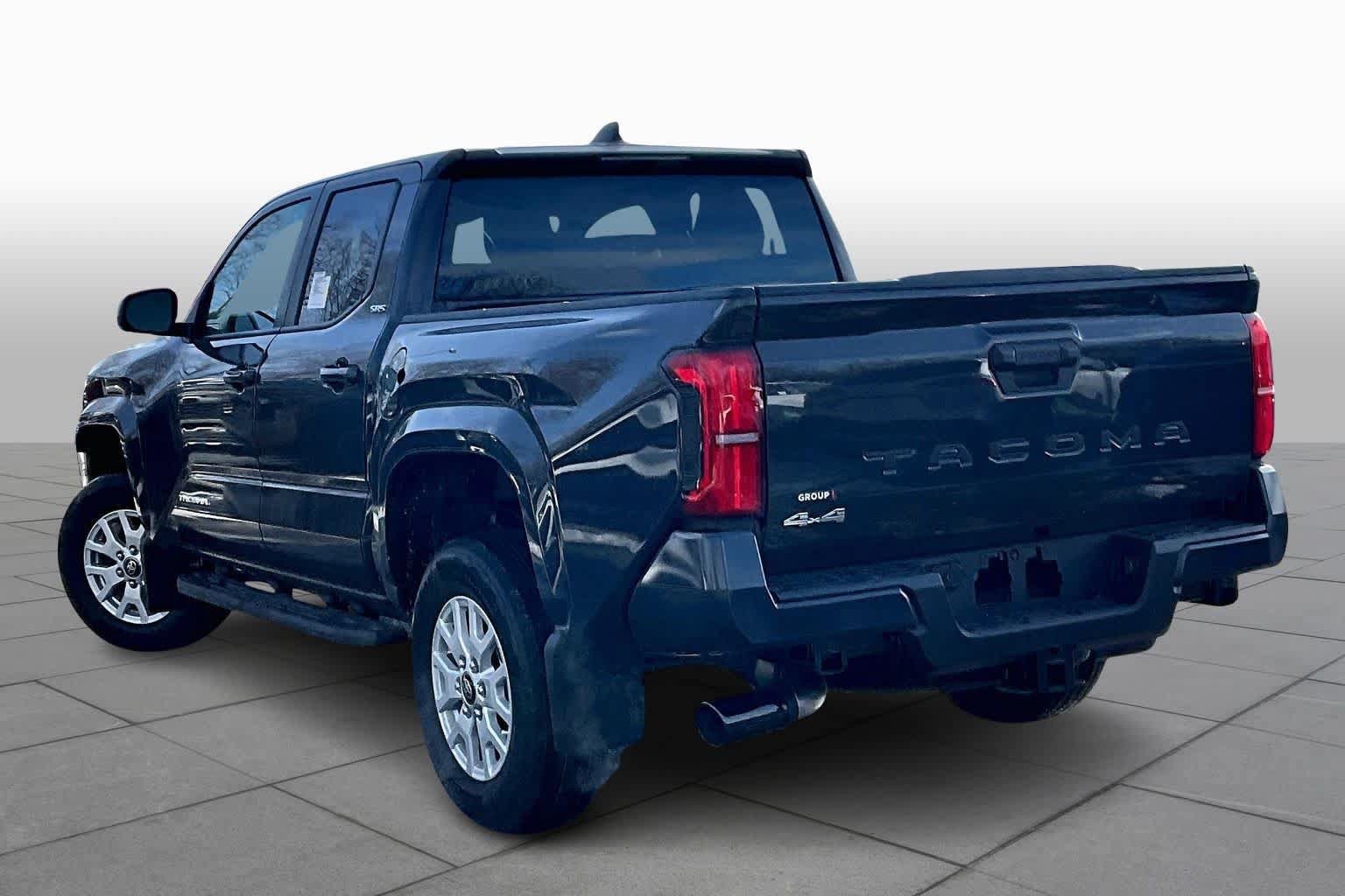 Used 2026 Toyota Tacoma SR5 AWD/4WD image 11