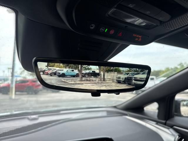 New 2025 Chevrolet Equinox EV RS w/ Active Safety Package 3 AWD/4WD image 31