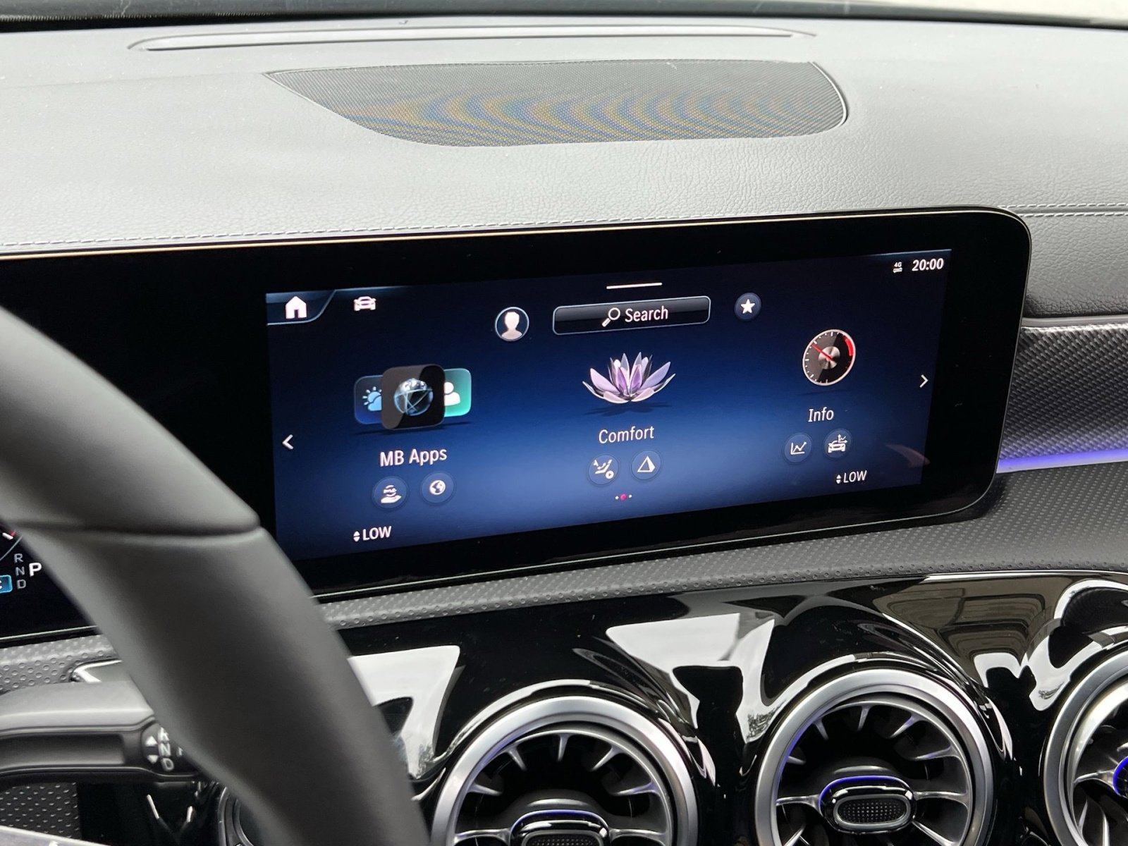 Certified 2025 Mercedes-Benz CLA 250 4MATIC image 18