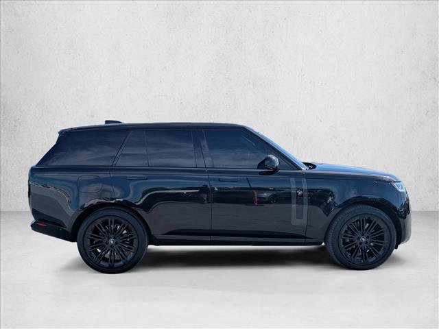 Used 2023 Land Rover Range Rover SE AWD/4WD image 4