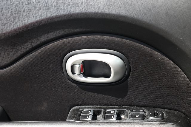 Used 2017 Kia Soul FWD image 42
