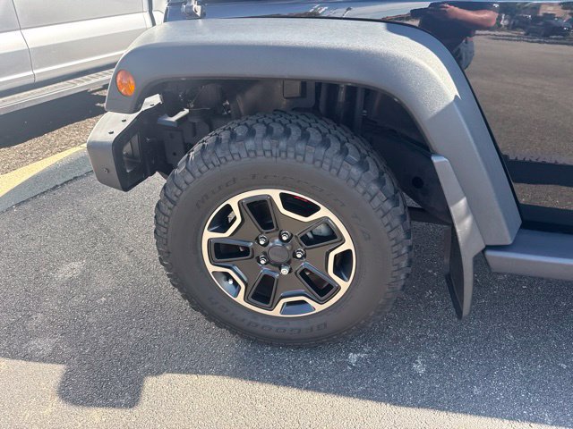 Used 2017 Jeep Wrangler Rubicon AWD/4WD image 10