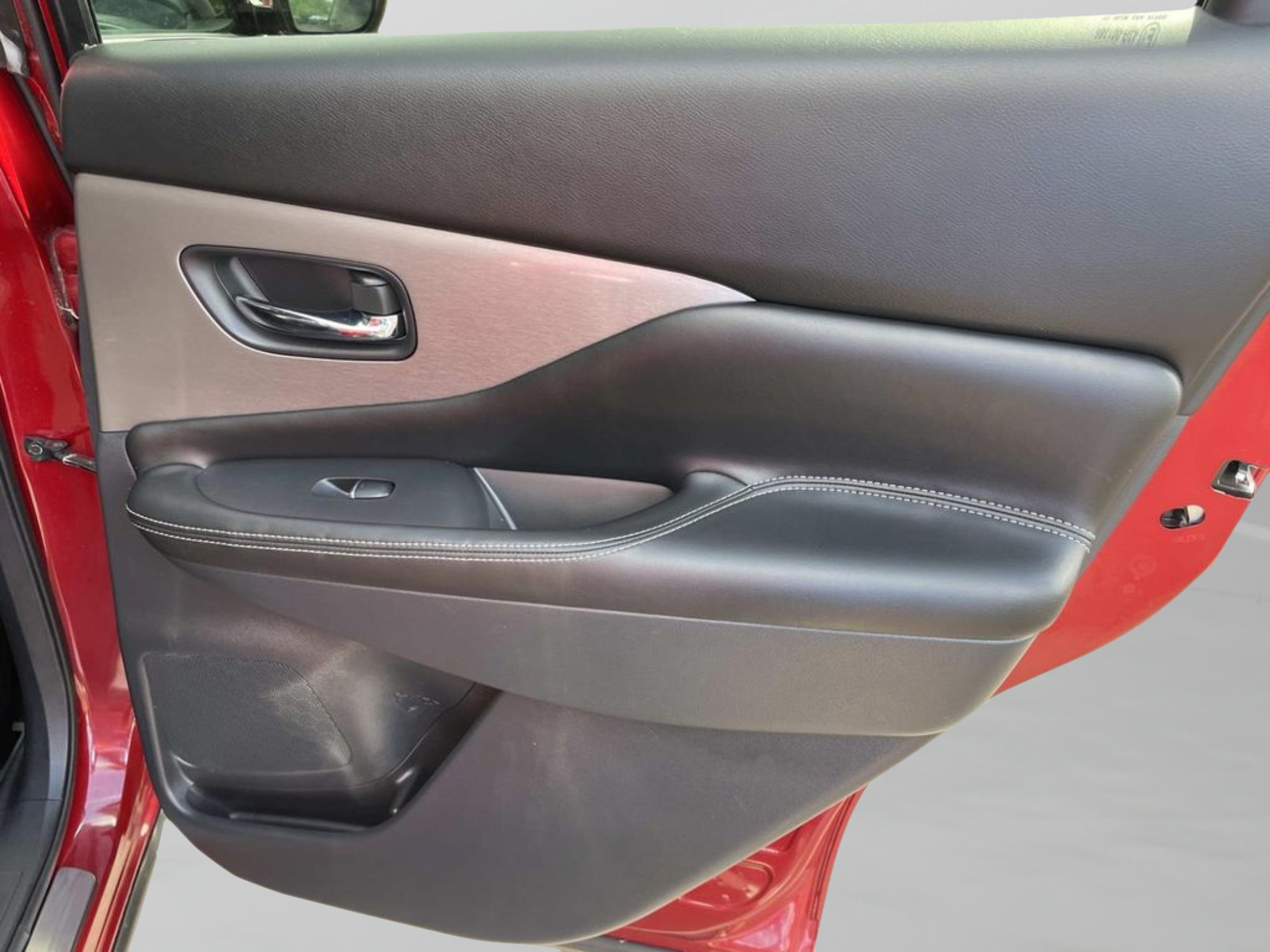 Used 2023 Nissan Murano SL w/ SL Moonroof Package FWD image 14