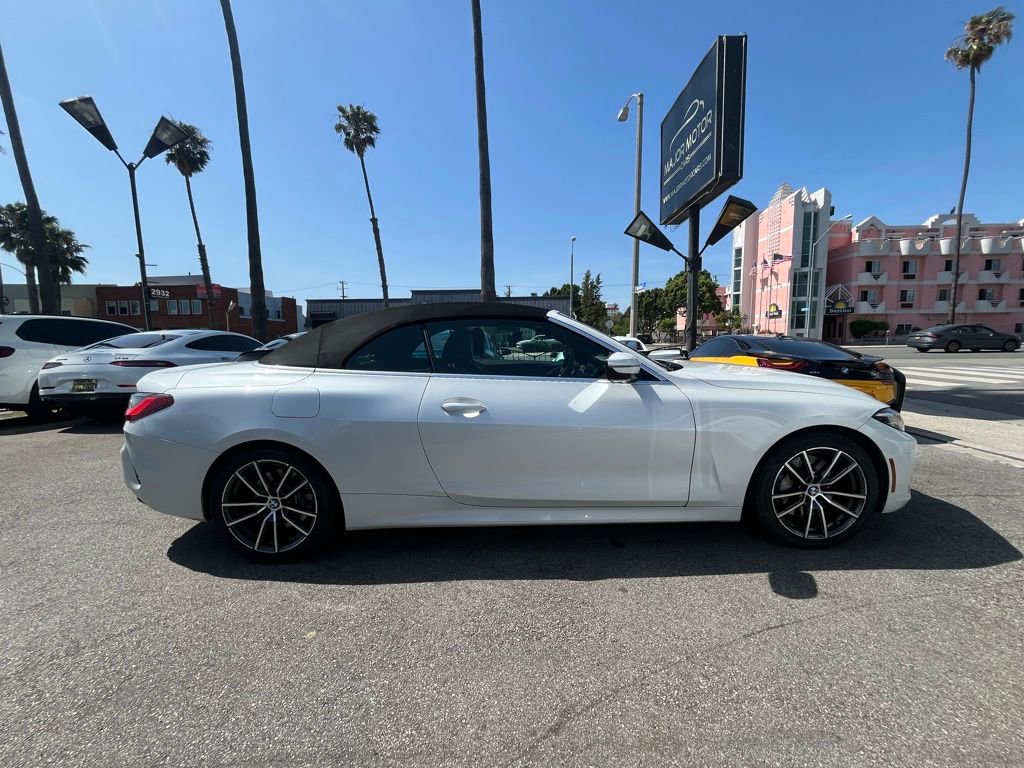 Used 2025 BMW 430i Convertible w/ Premium Package RWD image 4