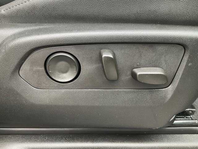 Certified 2024 Chevrolet Suburban Z71 w/ Luxury Package image 22