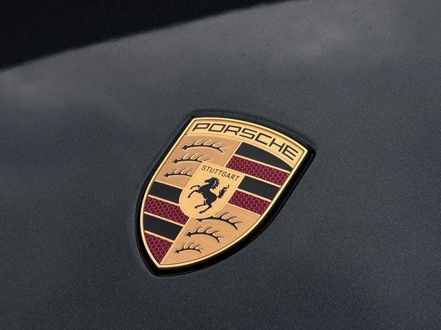 New 2026 Porsche Macan 4 Electric image 30