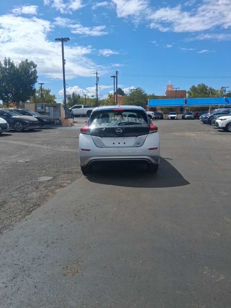 Used 2025 Nissan Leaf SV Plus w/ Protection Package FWD image 3