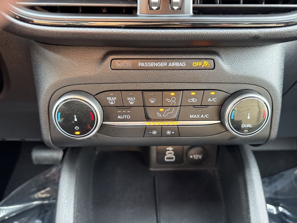 Used 2025 Ford Escape ST-Line AWD/4WD image 18