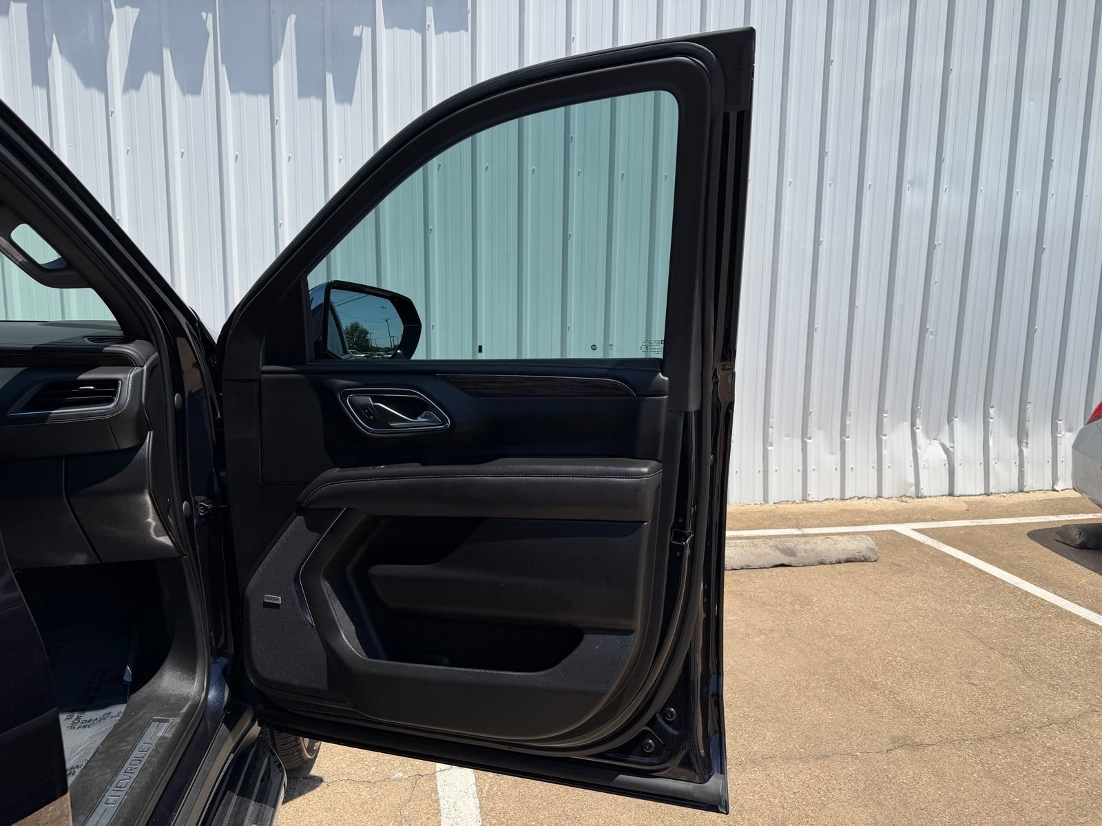 Used 2022 Chevrolet Tahoe Premier w/ Texas Edition RWD image 26