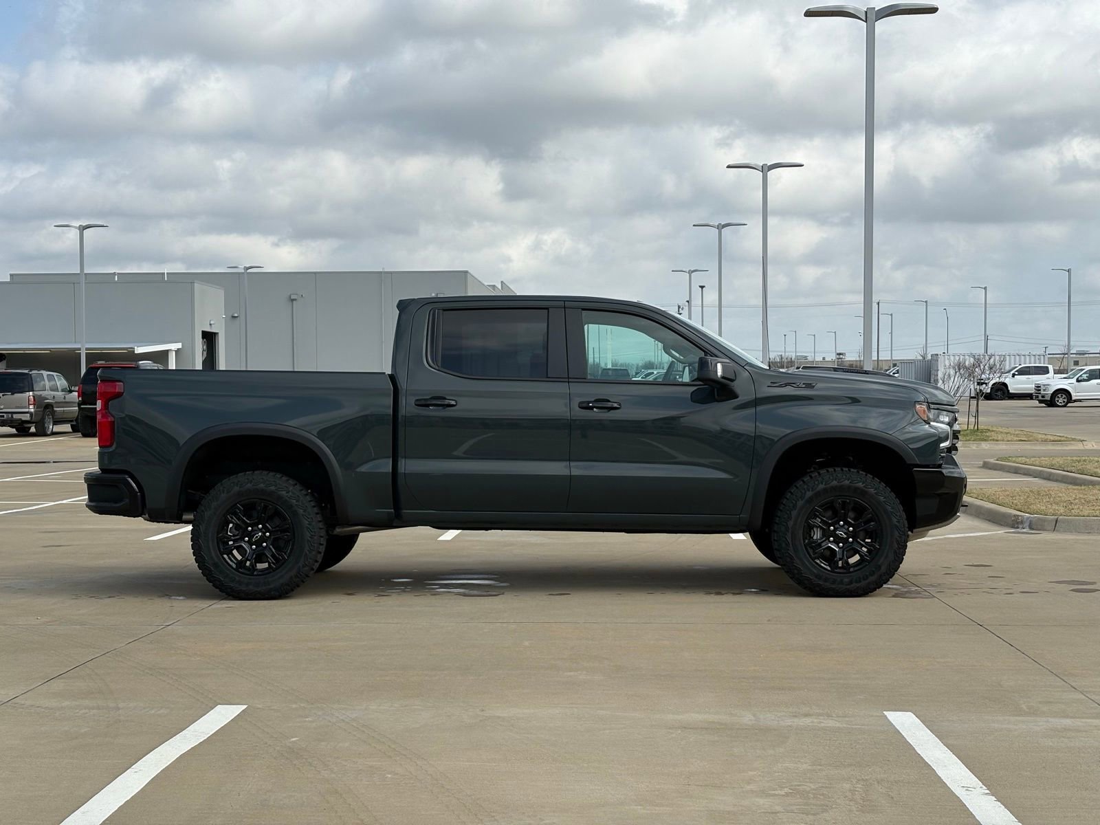Used 2026 Chevrolet Silverado 1500 ZR2 w/ Dark Appearance Package image 8