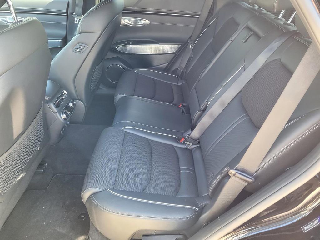 Used 2024 Genesis GV70 2.5T w/ Sport Prestige Package image 14