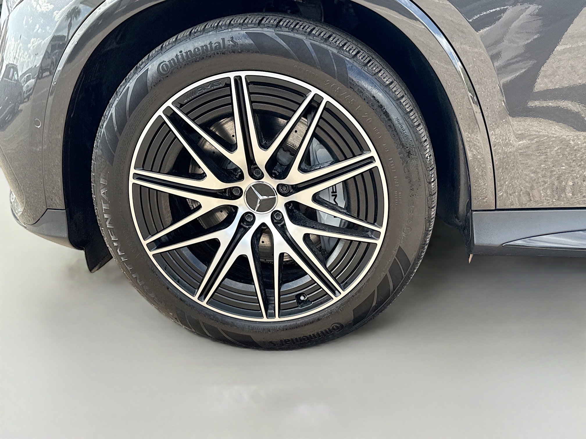 Used 2024 Mercedes-Benz GLC 43 AMG 4MATIC w/ Driver Assistance Package image 42