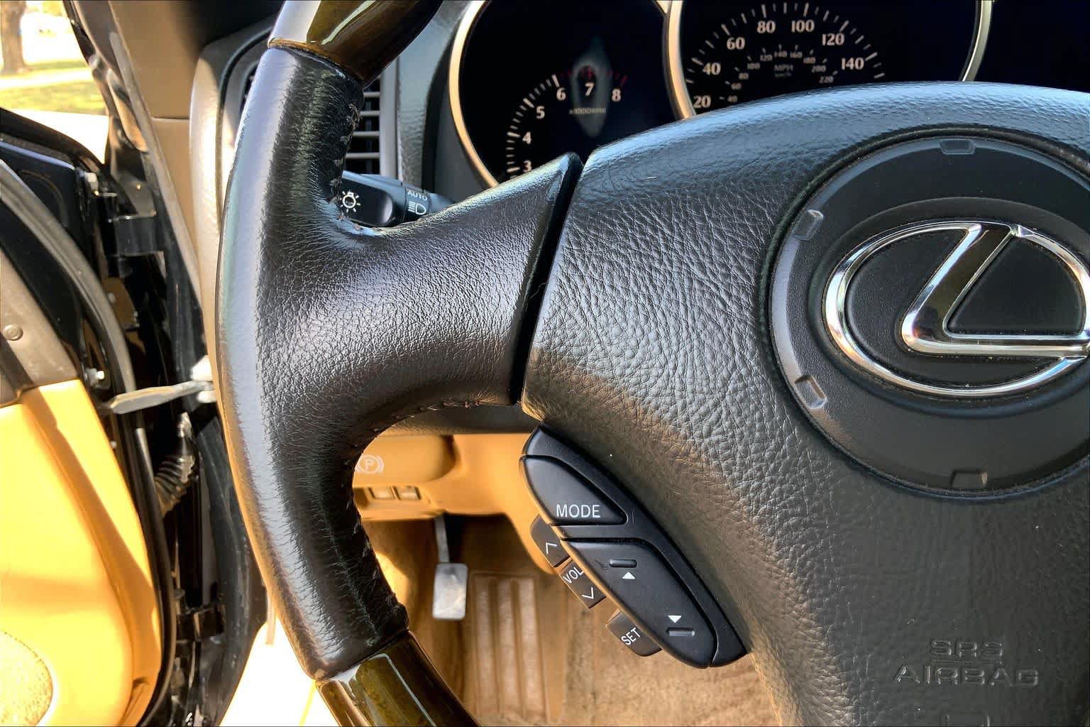 Used 2007 Lexus SC 430 Convertible RWD image 23