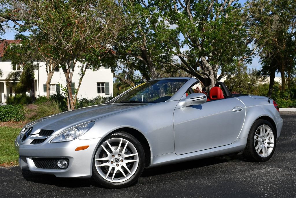 Used 2009 Mercedes-Benz SLK 300 image 19
