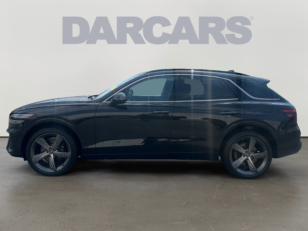 Used 2023 Genesis GV70 3.5T Sport w/ Sport Prestige Package image 4