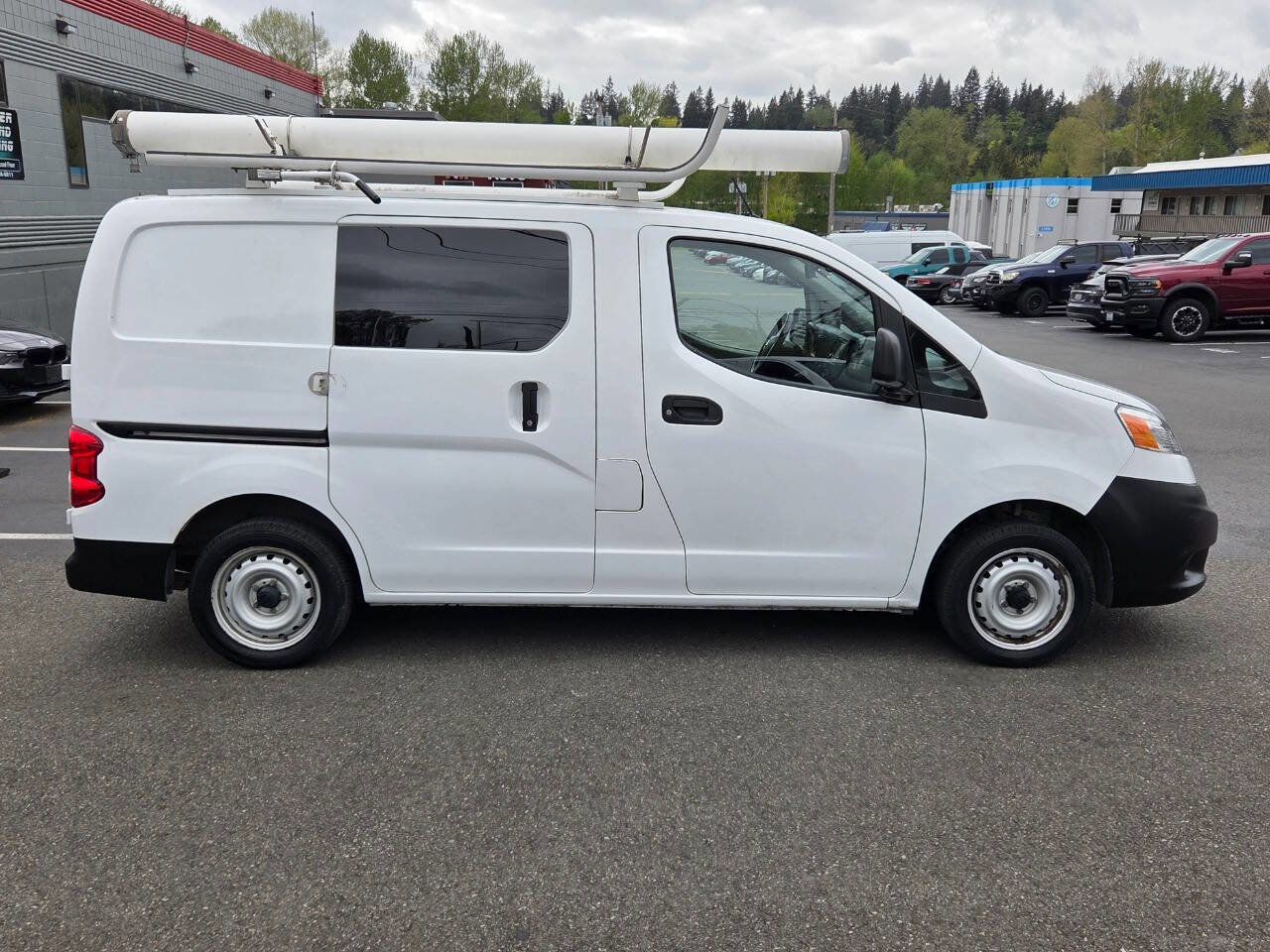 Used 2019 Nissan NV200 S w/ Back Door Glass Package FWD image 8