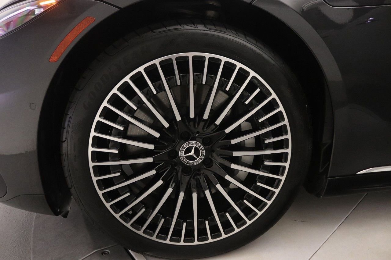 Certified 2023 Mercedes-Benz EQS 580 4MATIC Sedan image 30