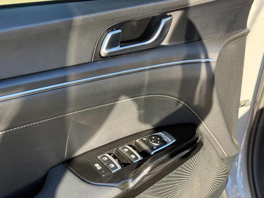 Used 2025 Kia K5 GT-Line AWD/4WD image 11