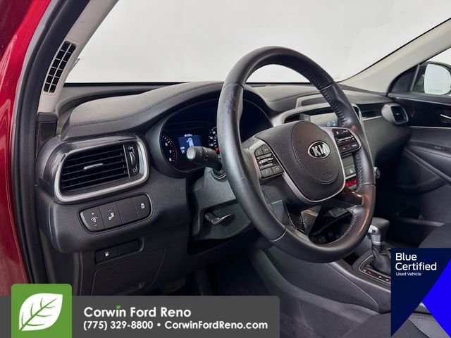 Used 2019 Kia Sorento S image 12
