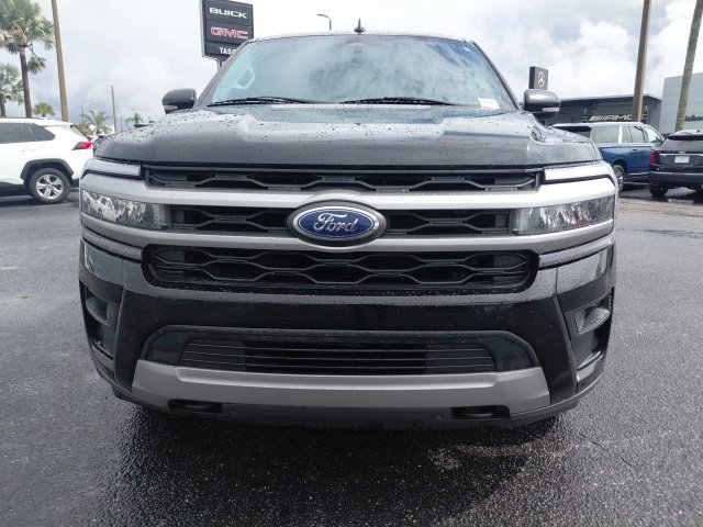 Used 2022 Ford Expedition XLT AWD/4WD image 5