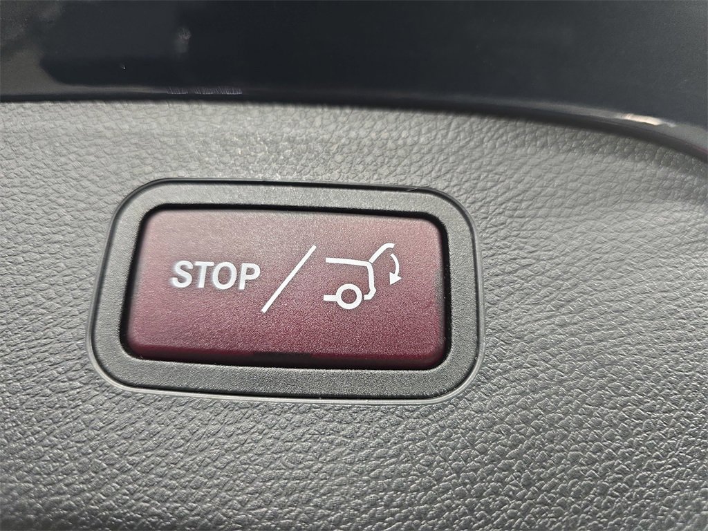 Used 2019 Mercedes-Benz GLA 250 4MATIC image 16