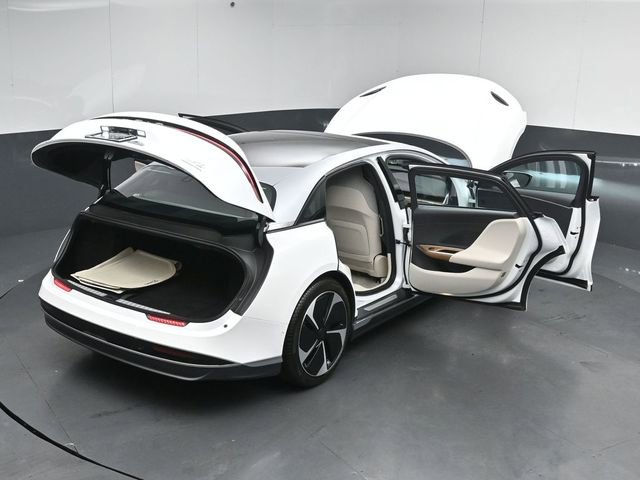 Used 2023 Lucid Air Touring AWD/4WD image 43