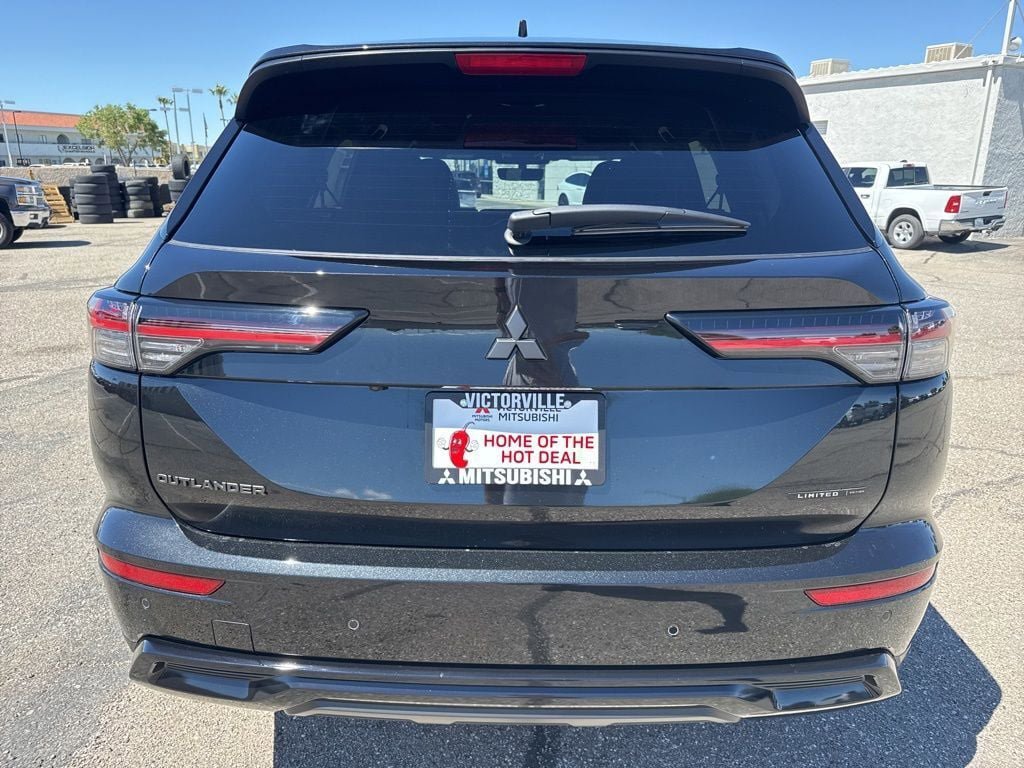 New 2026 Mitsubishi Outlander LE FWD image 7