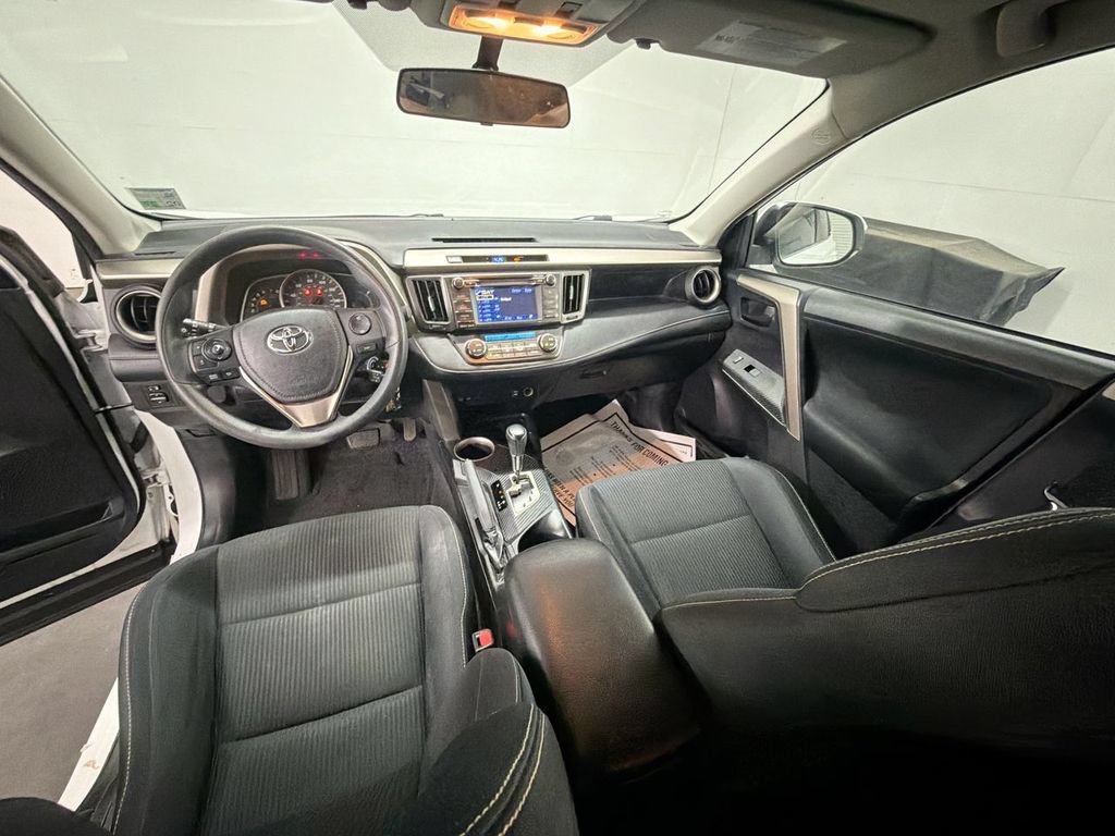 Used 2013 Toyota RAV4 XLE FWD image 18