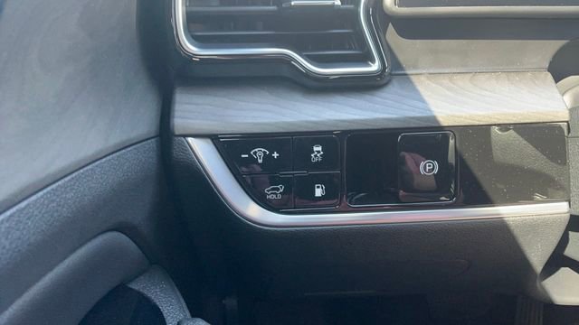 Used 2025 Kia Sportage X-Line image 22